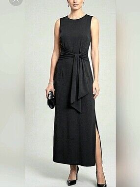 Black Maxi Sleeveless Minimalistic Evening Dress / Size 6 / Black